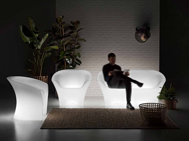 Plust Divano Ohla Light con Kit Luce Indoor