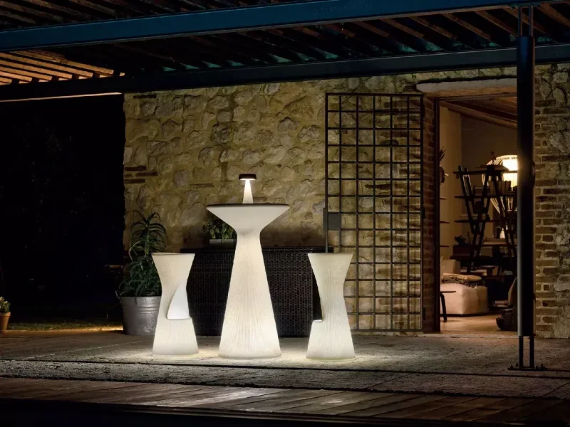 Plust Lampada Da Tavolo Fade Con Kit Luce