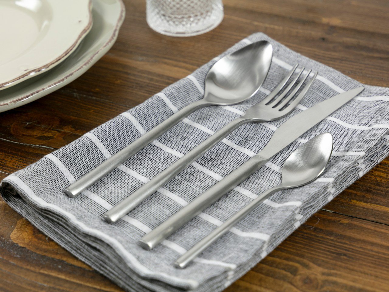 Set posate Times 24 pezzi in acciaio opaco silver -1