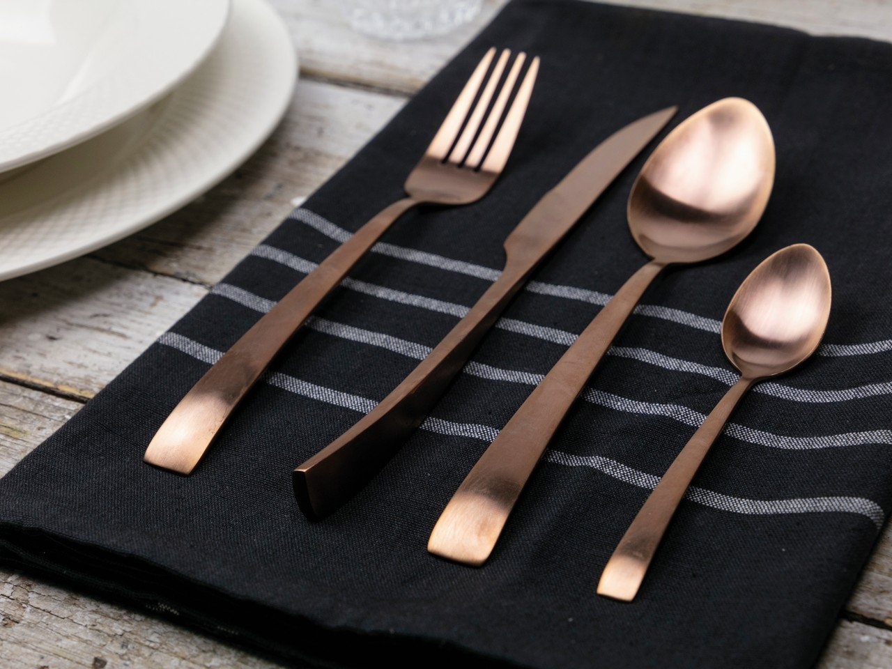 Set posate Park Avenue 24 pezzi in acciaio copper opaco -2