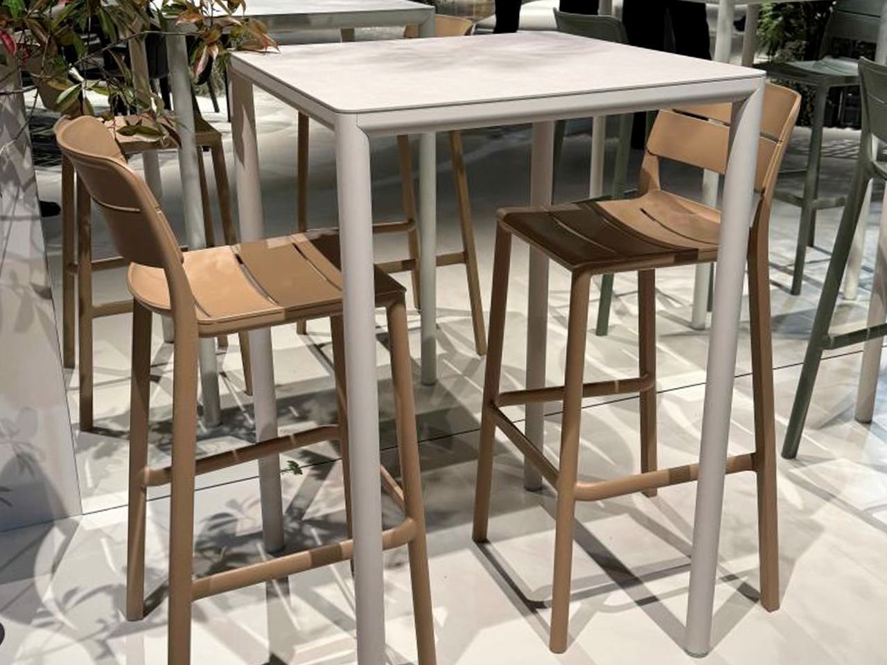 Tavolo Piave 70 High -1