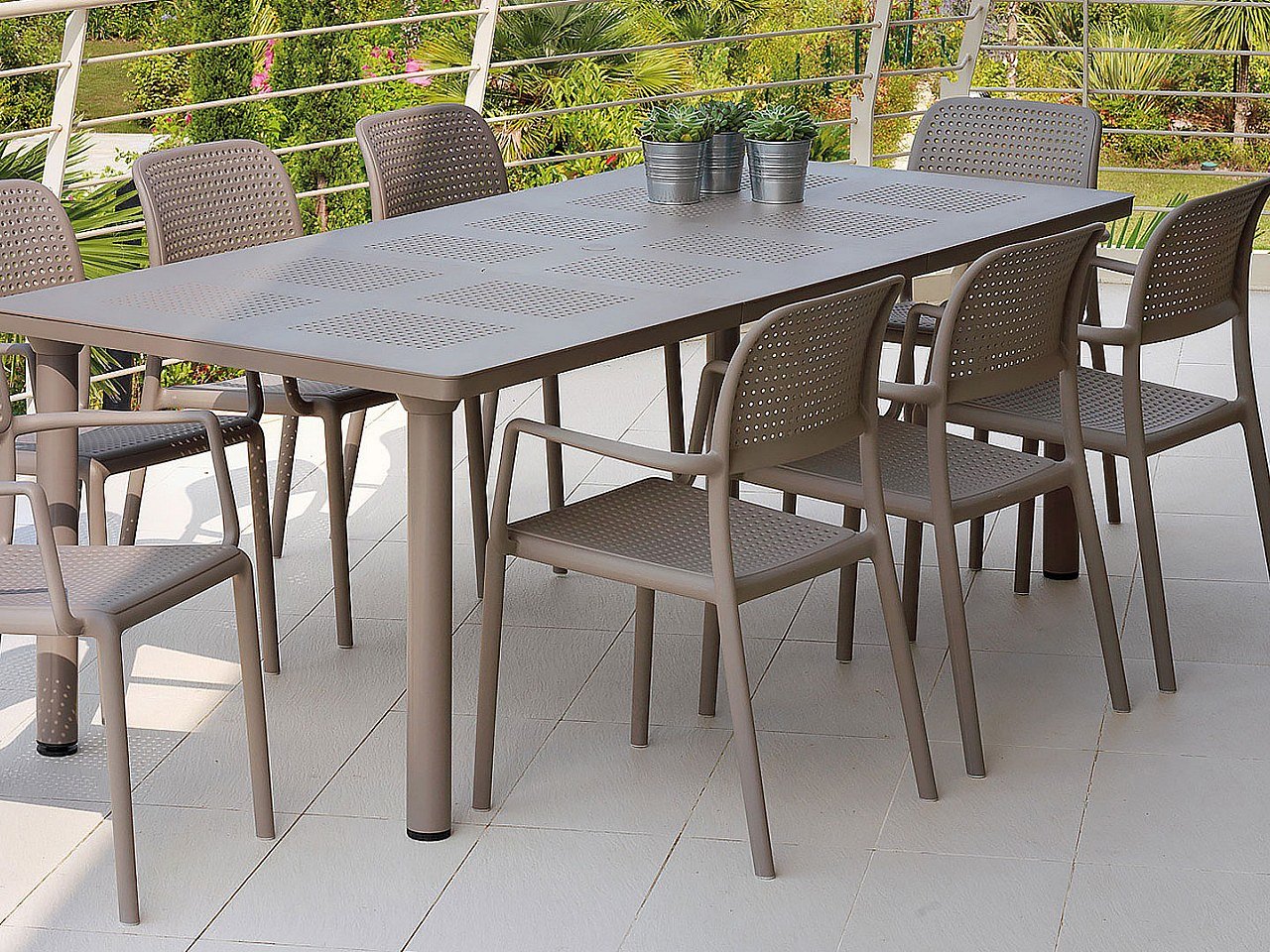 Set tavolo Libeccio 160/220 con 6 sedie Bora - v1